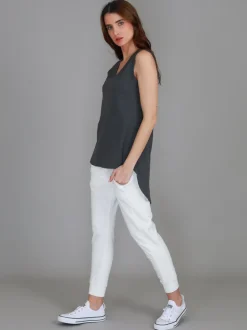 3rd Story Madison Hi Lo Hem Tank Top< Tanks