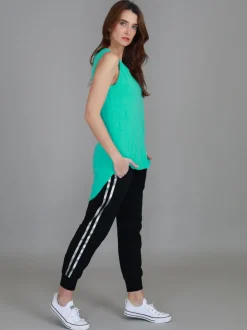 3rd Story Madison Hi Lo Hem Tank Top< Tanks