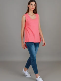 3rd Story Madison Hi Lo Hem Tank Top< Tanks