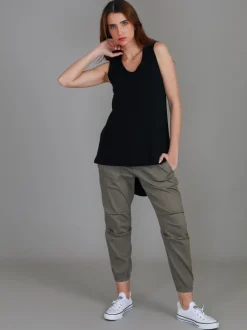 3rd Story Madison Hi Lo Hem Tank Top< Tanks