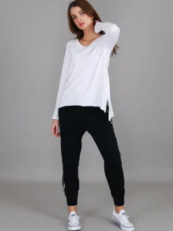 3rd Story Millicent Long Sleeve Essentials T Shirt< Long Sleeves