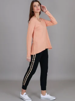 3rd Story Millicent Long Sleeve Essentials T Shirt< Long Sleeves