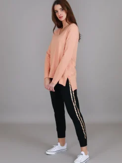 3rd Story Millicent Long Sleeve Essentials T Shirt< Long Sleeves