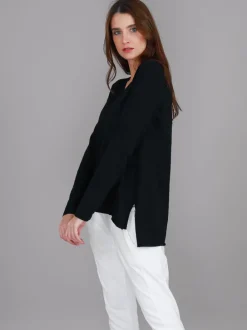 3rd Story Millicent Long Sleeve Essentials T Shirt< Long Sleeves