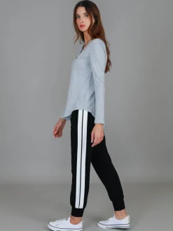3rd Story Nora V Neck T Shirt< Long Sleeves