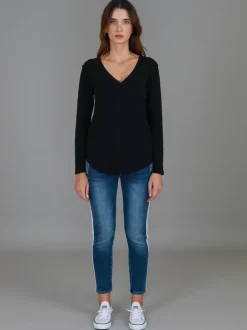 3rd Story Nora V Neck T Shirt< Long Sleeves
