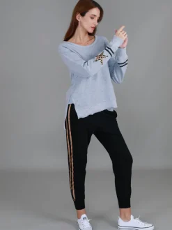 3rd Story Oxford Leopard Star Print on Sleeve Crewneck Sweatshirt< Sweatshirts|Sweatshirts