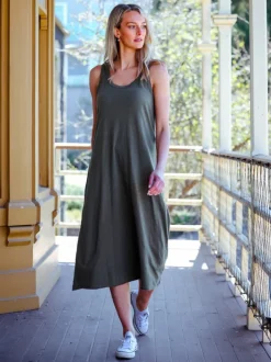 3rd Story Paige Racer Back Midi Dress< Sleeveless Dress