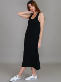 3rd Story Paige Racer Back Midi Dress< Sleeveless Dress
