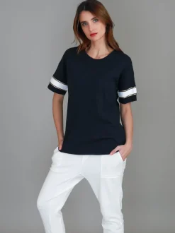 3rd Story Roselyn Band Short Sleeve T Shirt< Short Sleeves
