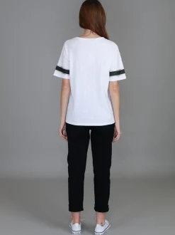 3rd Story Roselyn Band Short Sleeve T Shirt< Short Sleeves