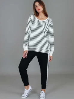 3rd Story Sarah Long Sweatshirt< Sweatshirts|Sweatshirts