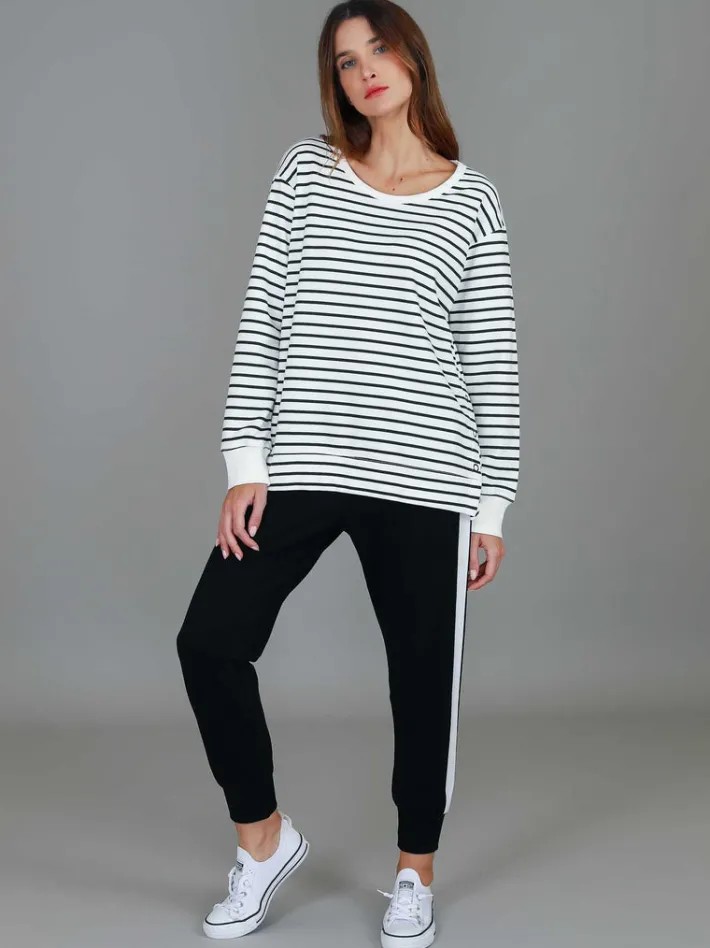 3rd Story Sarah Long Sweatshirt< Sweatshirts|Sweatshirts