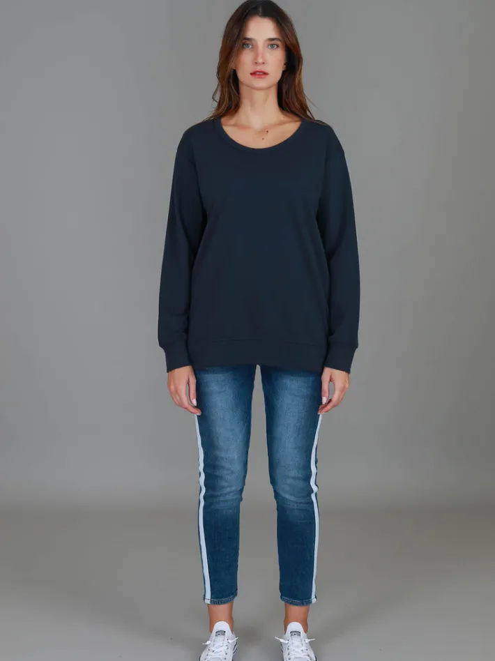3rd Story Sarah Long Sweatshirt< Sweatshirts|Sweatshirts