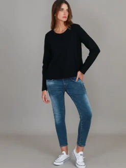 3rd Story Sonya Long Sleeve T Shirt< Long Sleeves
