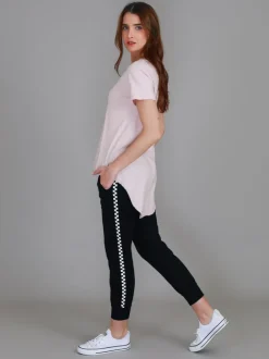 3rd Story Sorrento Curved Hem T Shirt< Short Sleeves