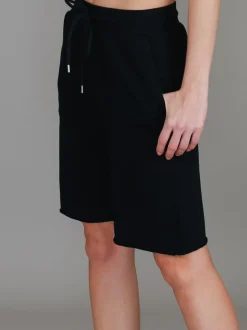 3rd Story Taree Long Shorts< Shorts
