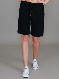 3rd Story Taree Long Shorts< Shorts
