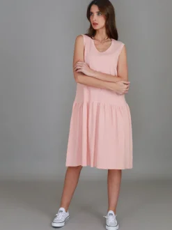 3rd Story Zoe Knee Length Dress< Sleeveless Dress