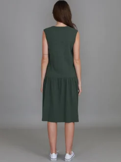 3rd Story Zoe Knee Length Dress< Sleeveless Dress